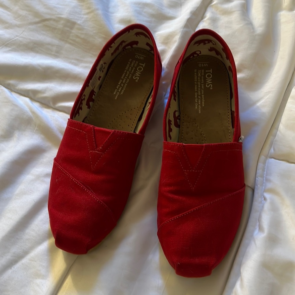 Toms Red Canvas Classic Style Size 10